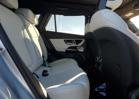 2024 Mercedes-Benz Glc 300 4Matic from USA, damaged, VIN W1NKM4HB1RF133783